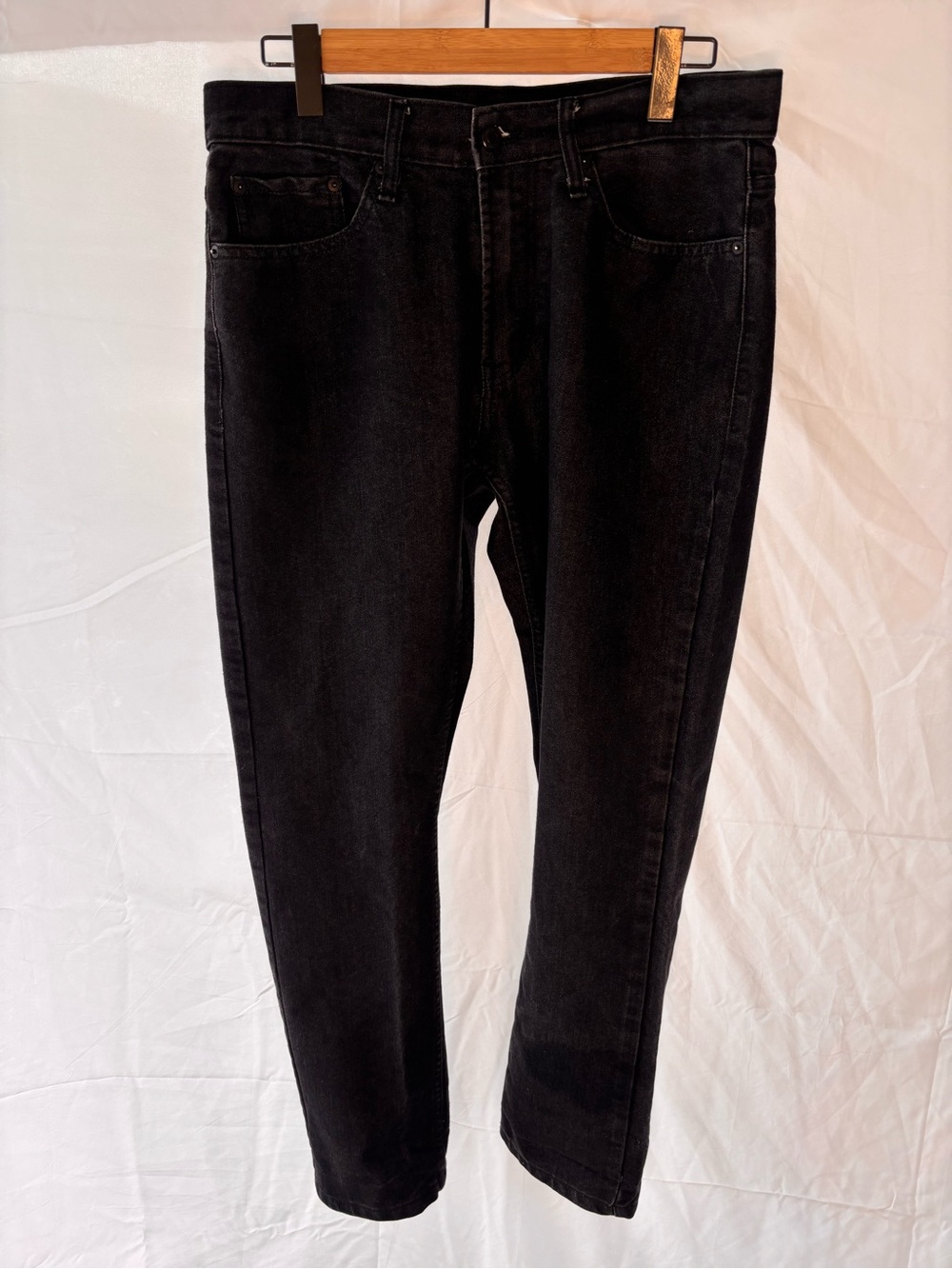 Old Navy Mens 32 (US) Black Athletic Taper Built-In Flex Jeans 5 Pocket Denim